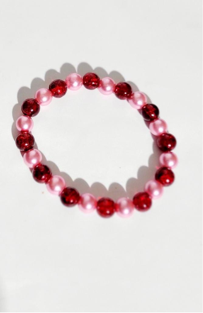 Cherry red & pearlescent pink stretchy glass beaded bracelet handcrafted