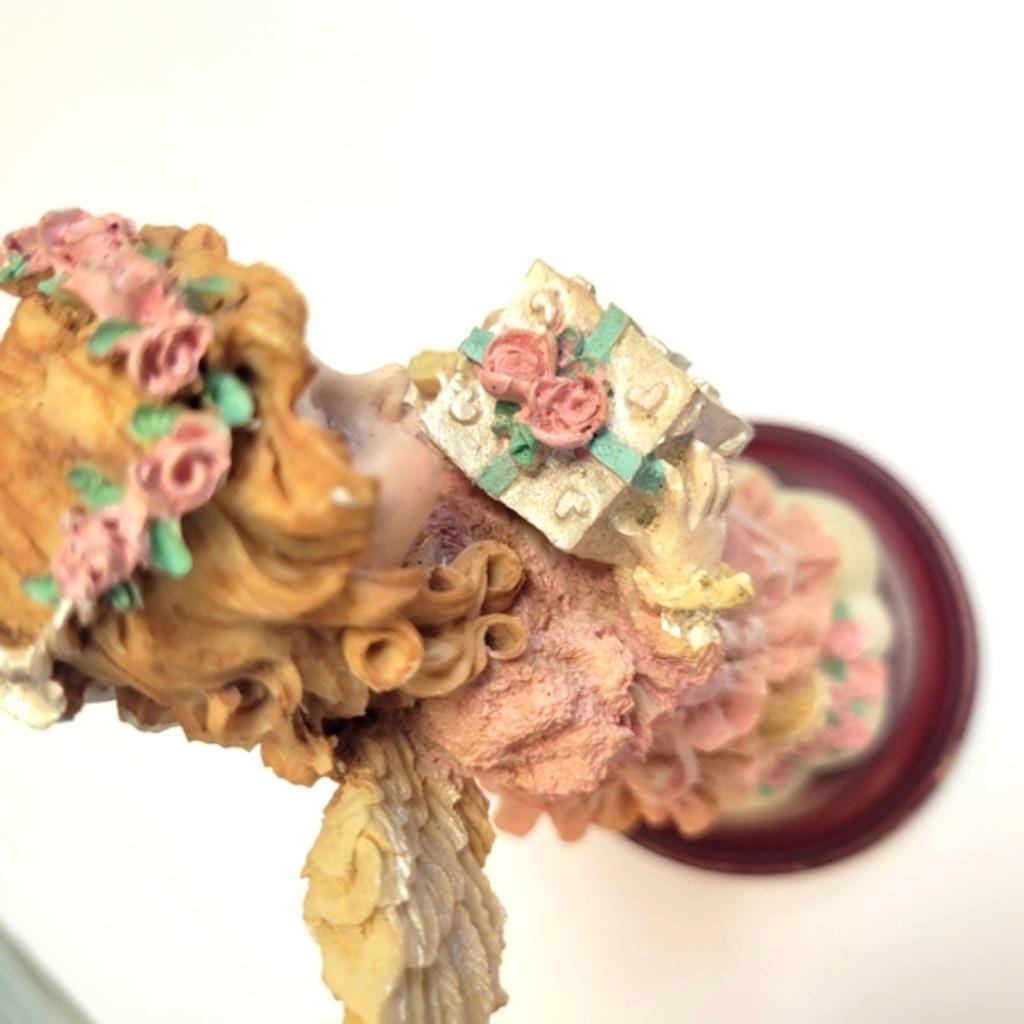 House of Lloyds 'The Giving Angel' Figurine