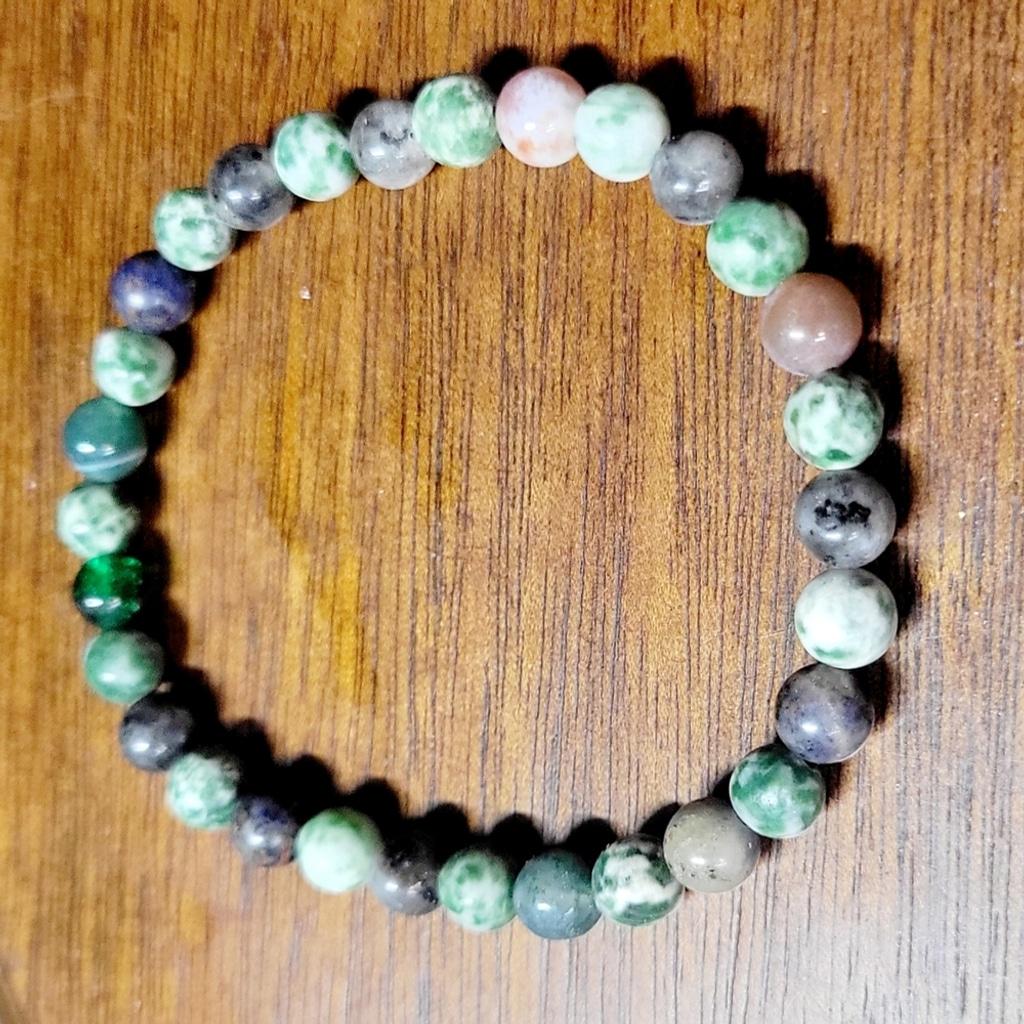 Natural Green Jasper & Agate Crystal stretch bracelet