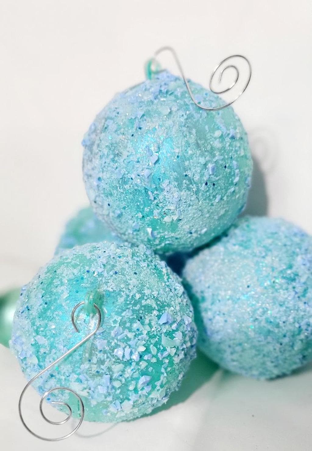 Shattered glass shatterproof ball ornaments with bells