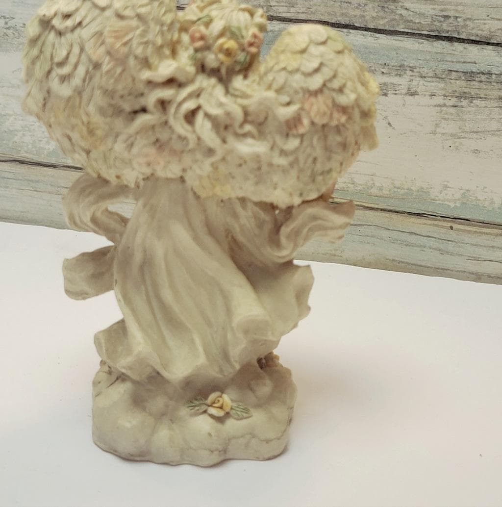 Rare Vintage Designspirations Angel Figurine With Cross