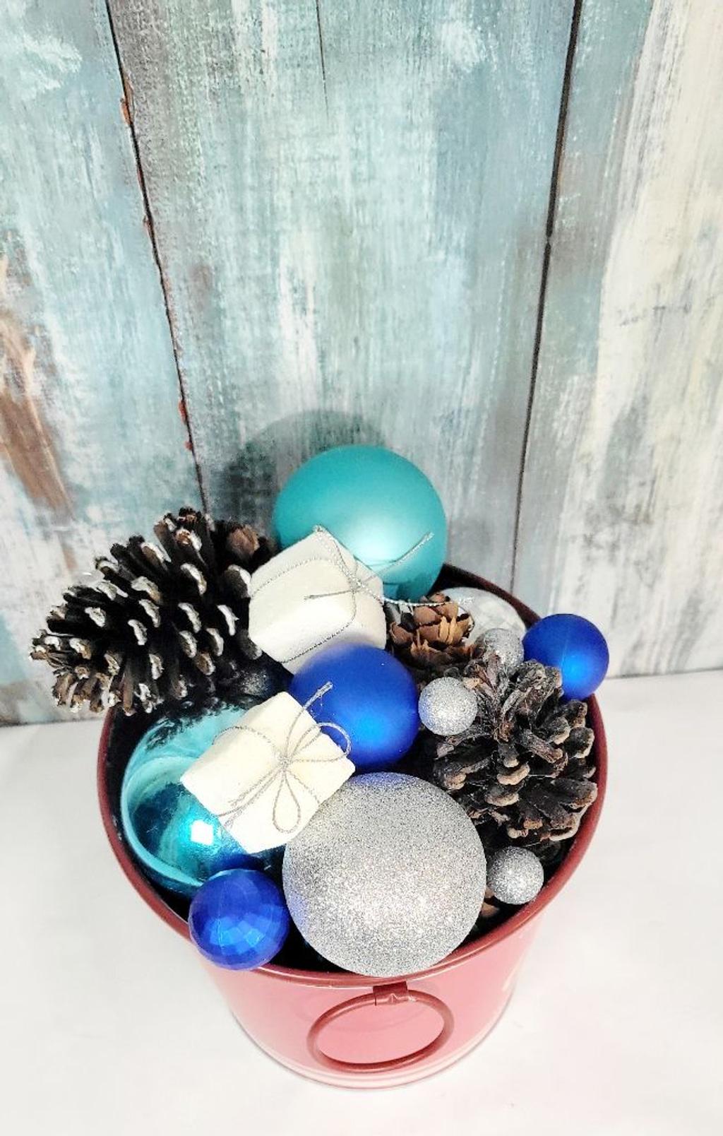 Ashland Christmas Decorative Centerpiece Container