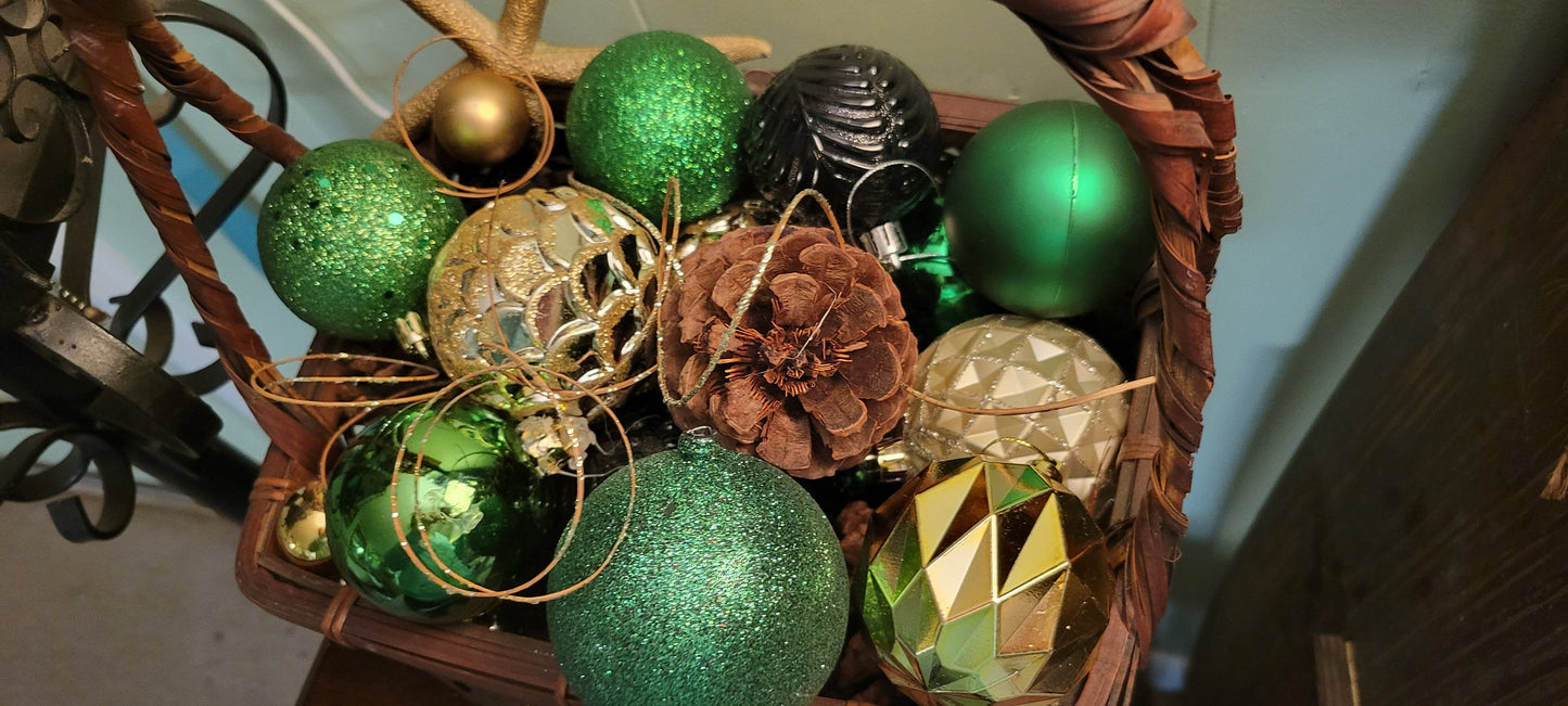 ST Patrick's Day basket table decor