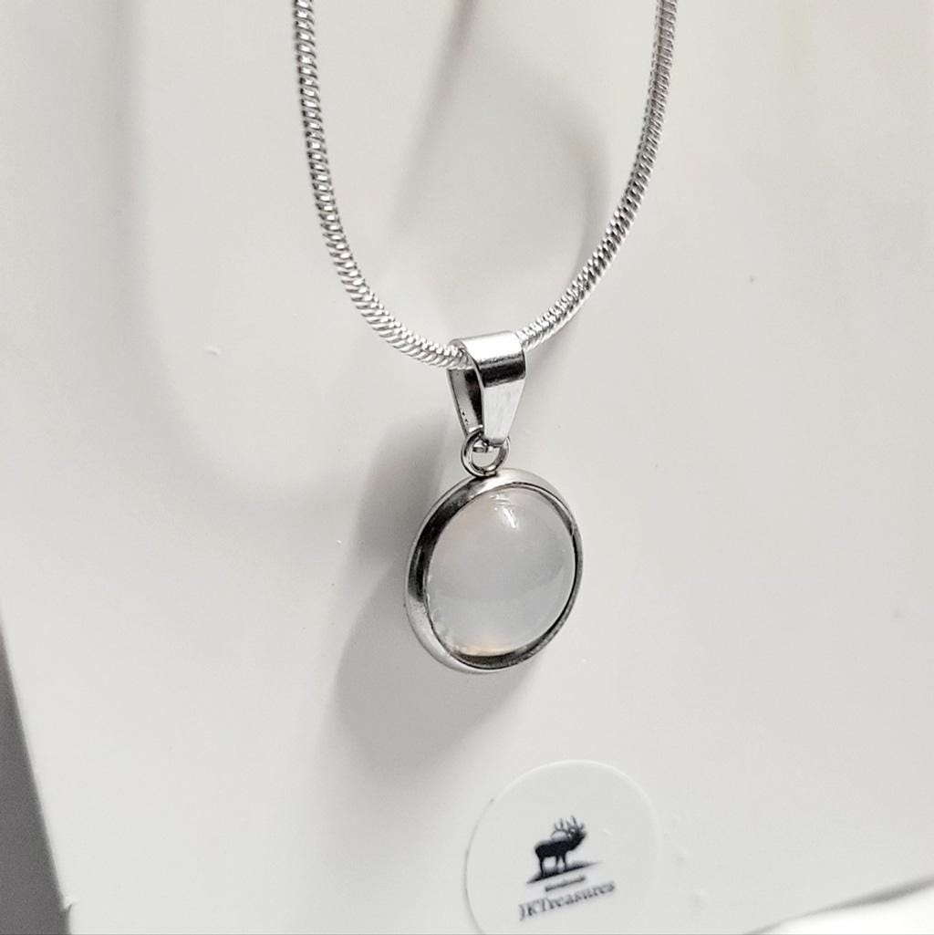 Natural Moonstone 925 Sterling Silver Pendant Necklace