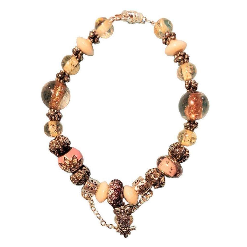 Hand Crafted Beaded bracelet 8 1/2"