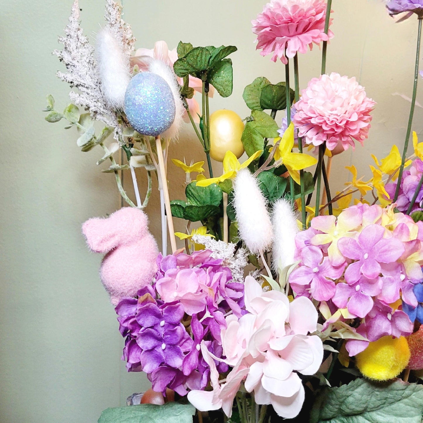 Handmade Easter planter table decor 10x4x3.5"