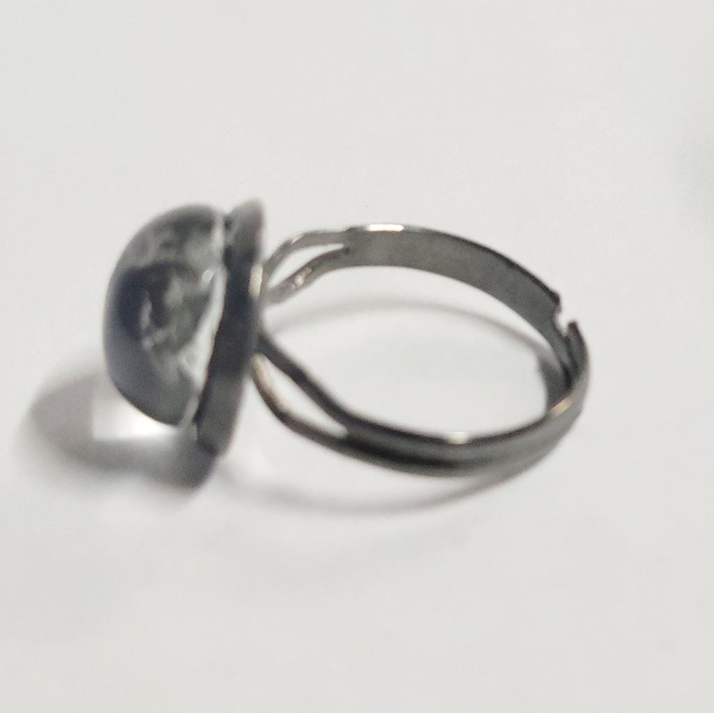 Hand crafted adjustable color changing mood ring