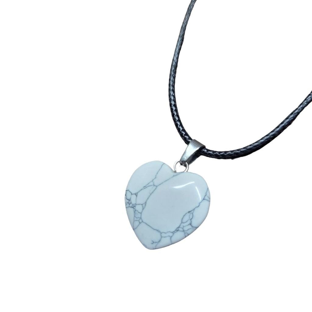 Natural Howlite Heart-Shaped Pendant Corded Necklace