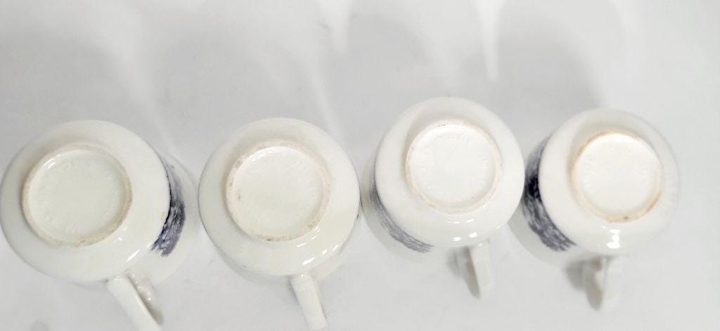 Vintage Set of 4 Blue and White Pastoral Chinoisere Tea Cups, Made in England