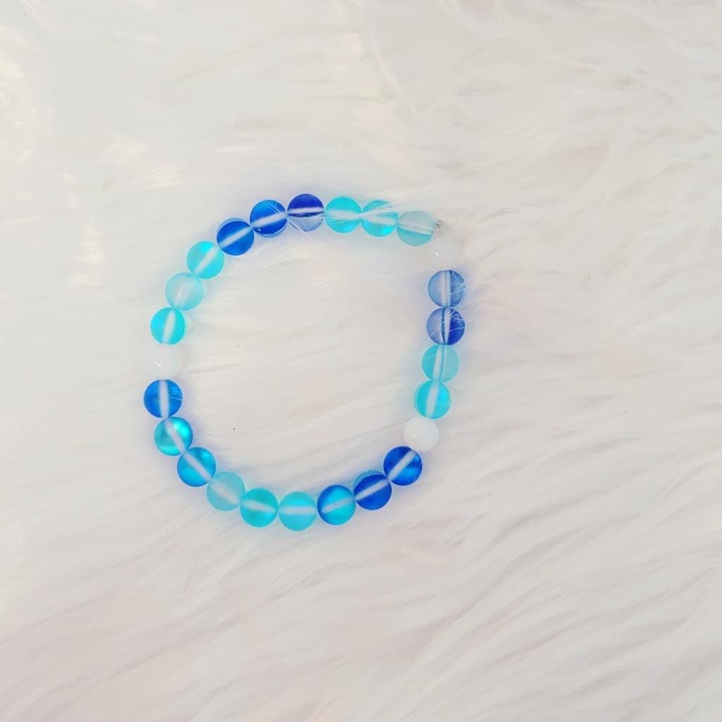 Hand Crafted Glass Moonstone Beaded Bracelet 7.5"