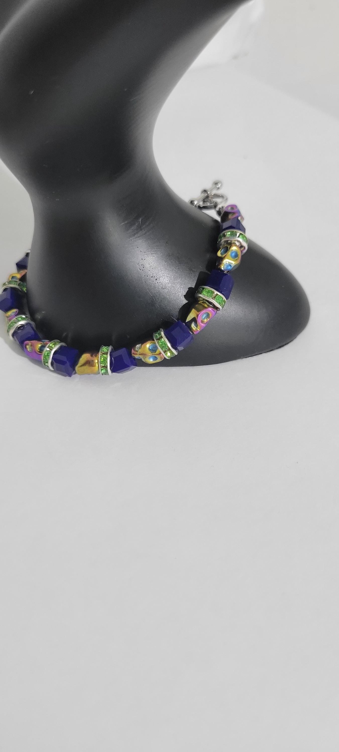Hand crafted Halloween iridescent skull beaded bracelet