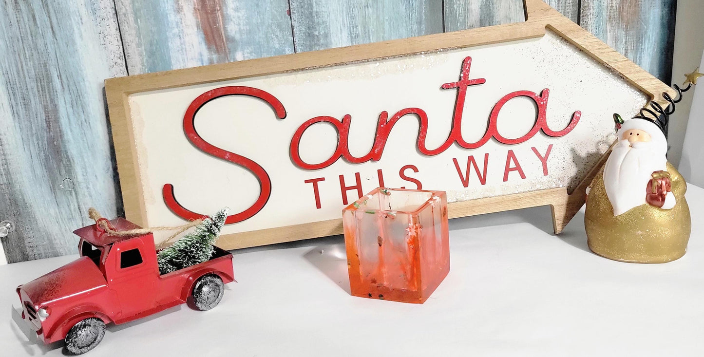 Hand crafted Christmas themed resin pen holder