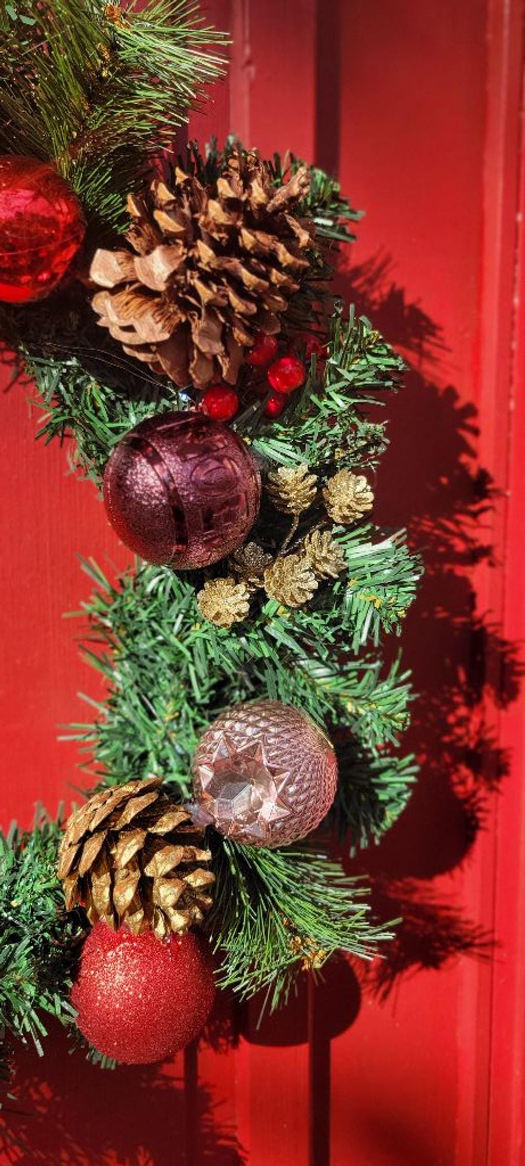 Christmas table centerpiece or door hanging wreath