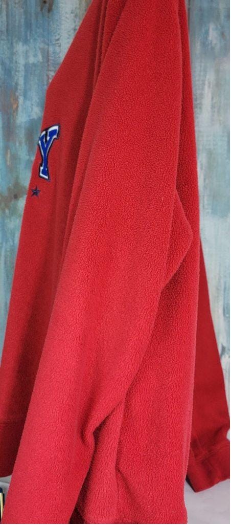 Men's Disney Store Mickey Mouse Classic Character crew neck sweater size L