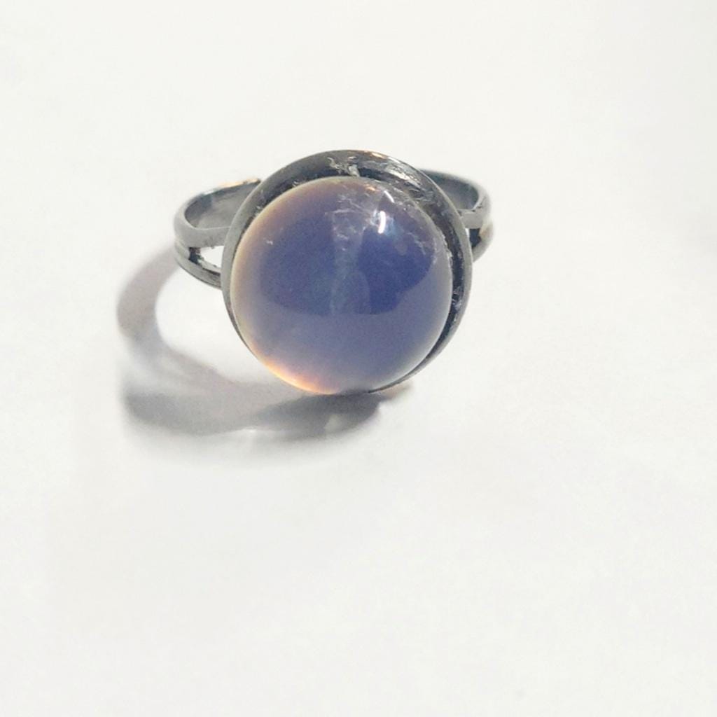 Hand crafted adjustable color changing mood ring