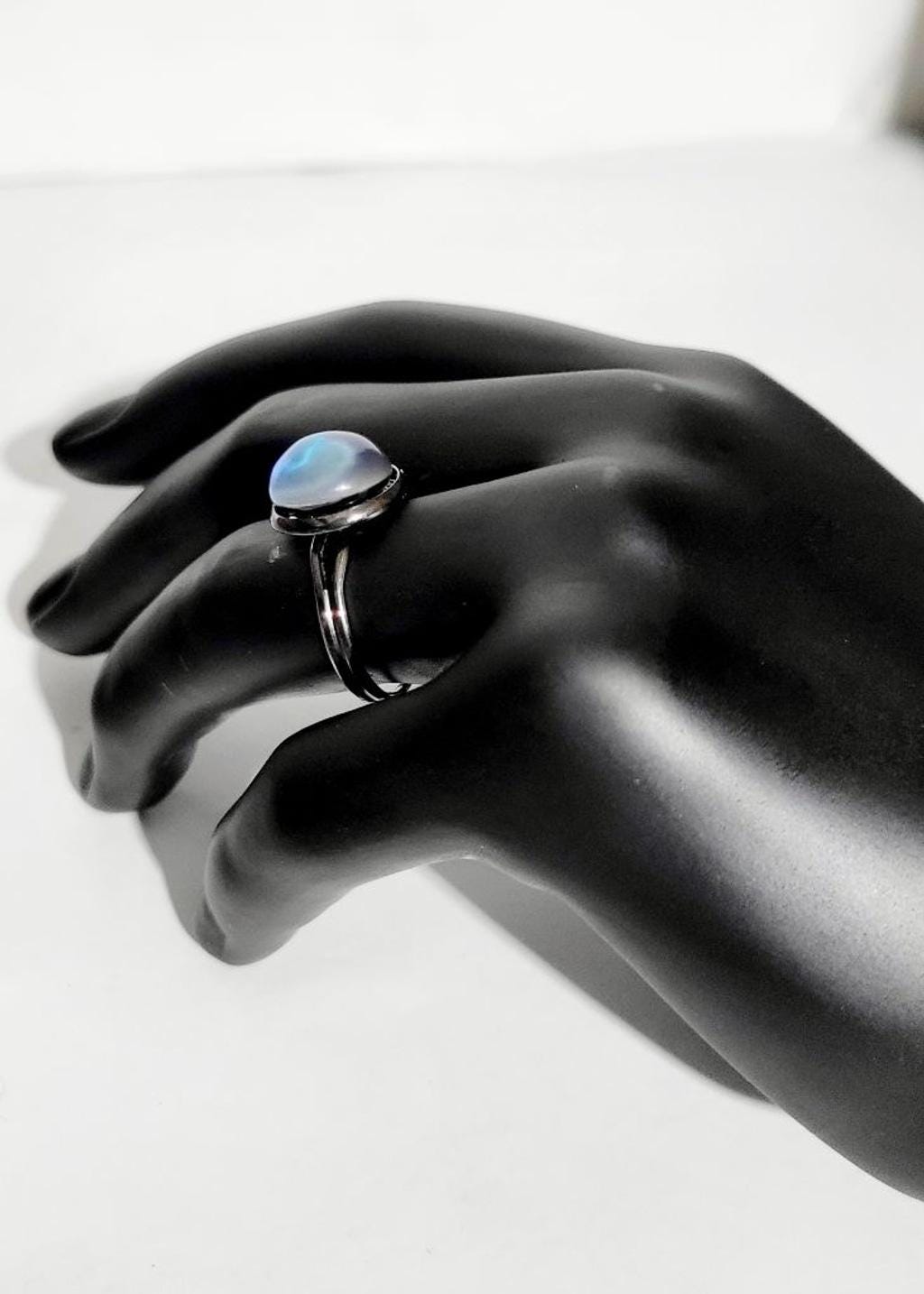 Hand crafted adjustable color changing mood ring