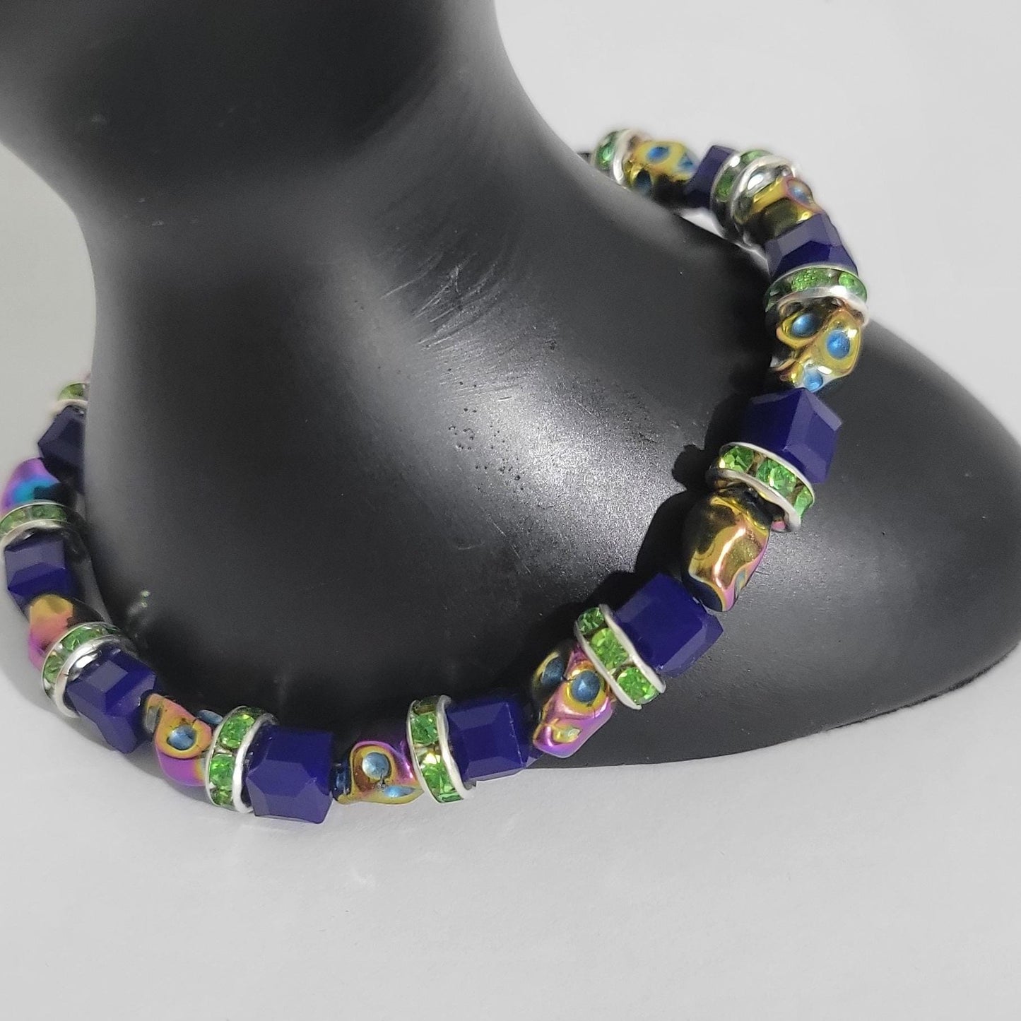 Hand crafted Halloween iridescent skull beaded bracelet