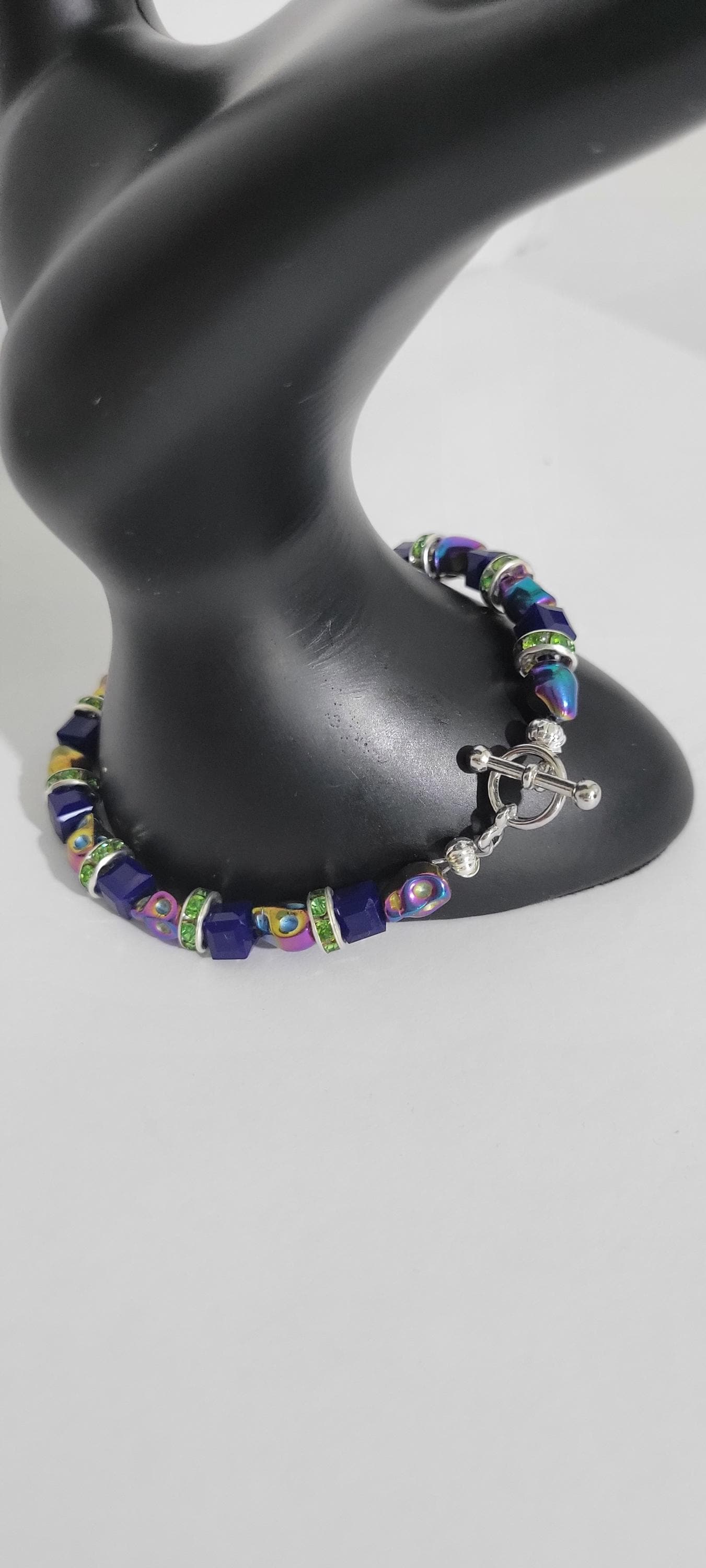 Hand crafted Halloween iridescent skull beaded bracelet