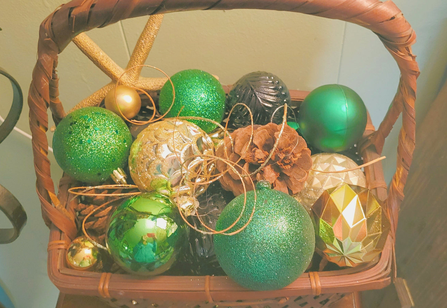 ST Patrick's Day basket table decor