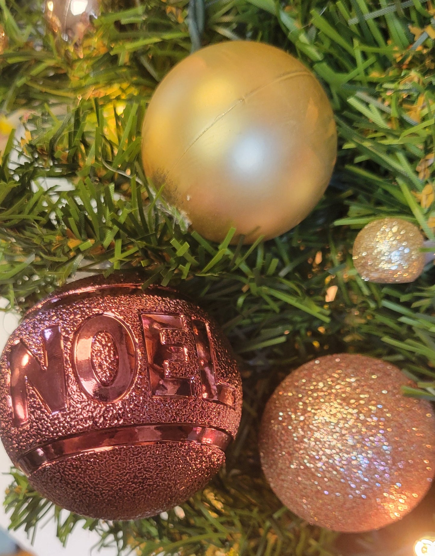 Luxury Pink & Gold Christmas Wreath, 19" Handmade Prelit Holiday Door Decor, Champagne Shimmer, Pastel Pink Noel Sign