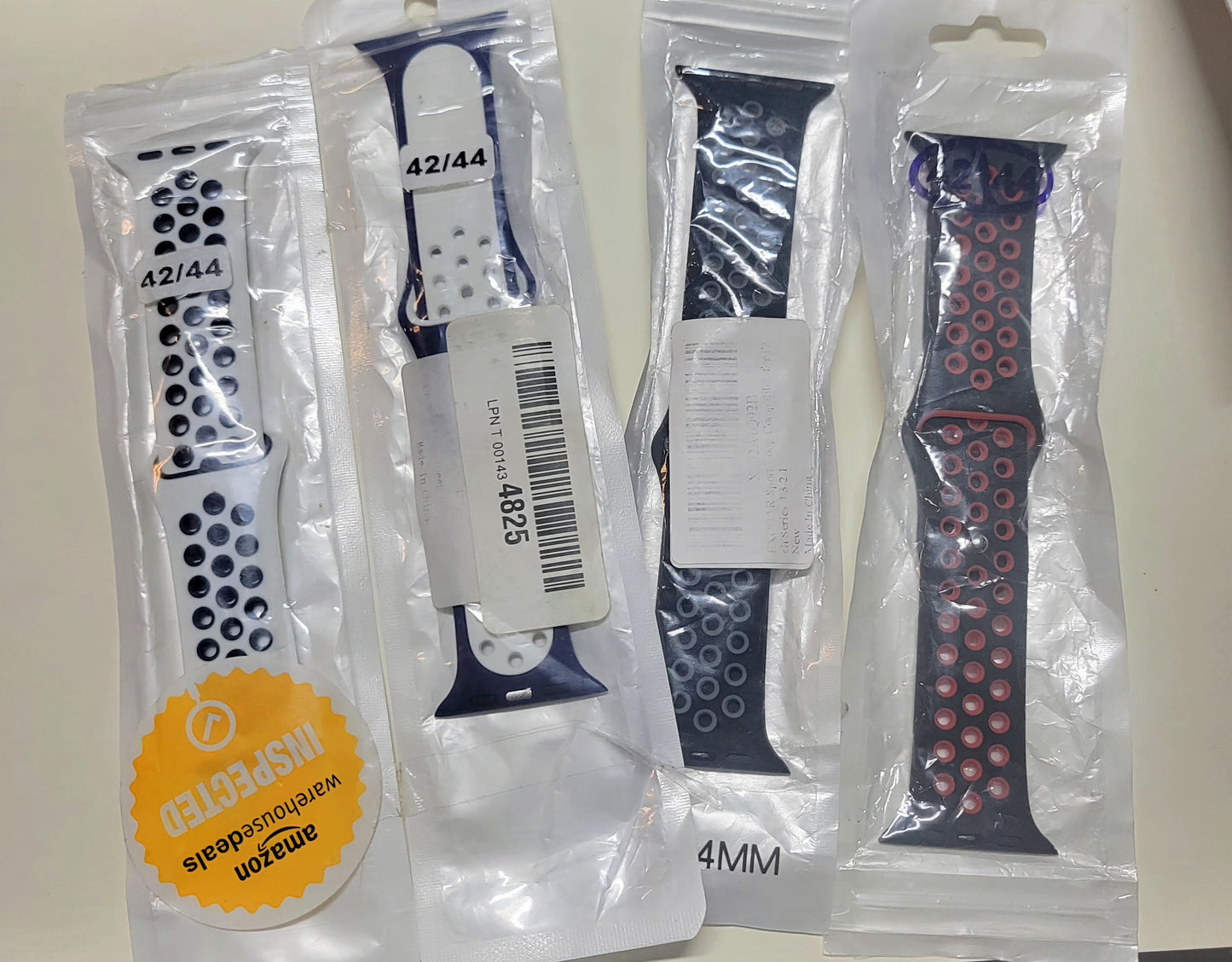 Exchar Sport Loop Bands 42/44 mm Series 1-4 NWT
